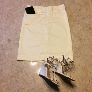 Women’s Banana Republic skirt